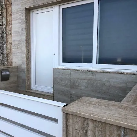 Apartment Seafront Xghajra